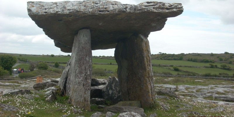 Burren Tours - Dolmen